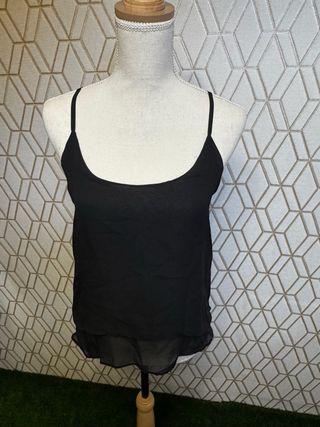 Top de tirantes y gasa negro