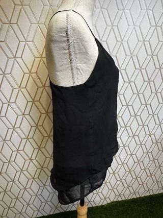 Top de tirantes y gasa negro