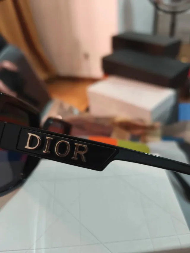 Gafas Dior Negras y Doradas