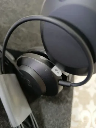 Custodia per cuffie in feltro grigio