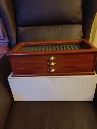 Espositore per penne stilografiche