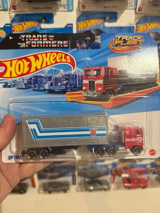 Hot Wheels Transformers Optimus Prime Camión