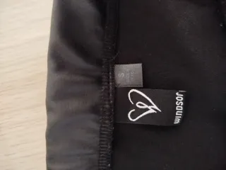 Falda efecto piel negra talla S