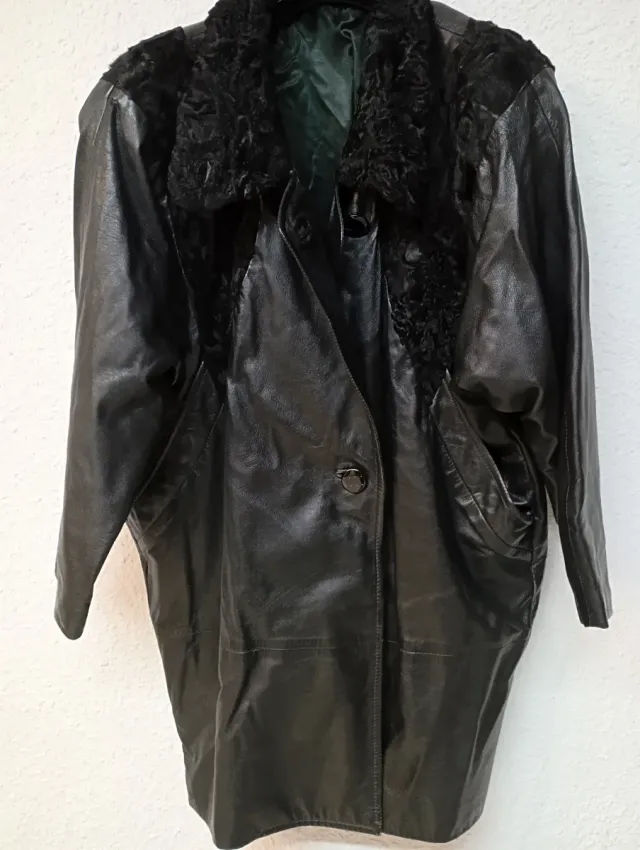 Chaquetón Piel Vintage Negro y astracan