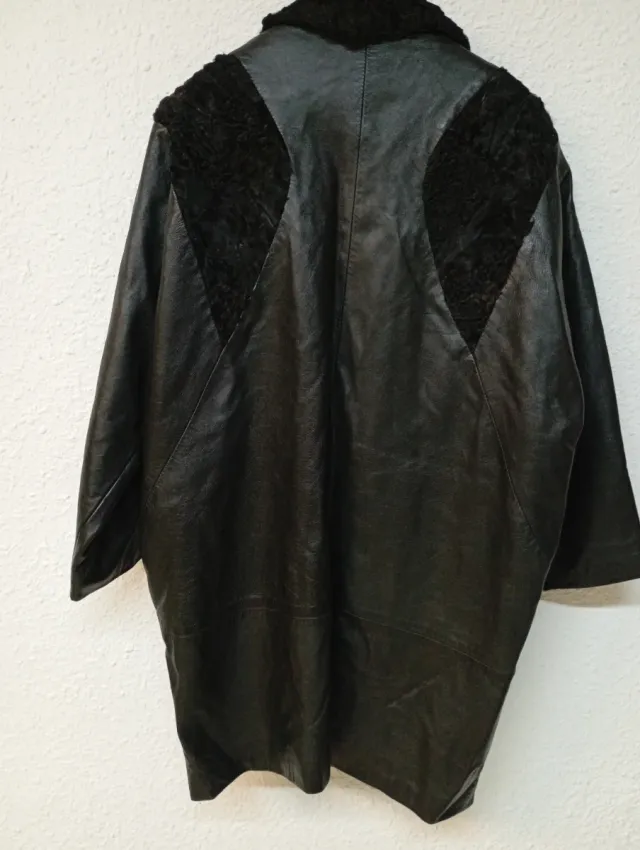 Chaquetón Piel Vintage Negro y astracan