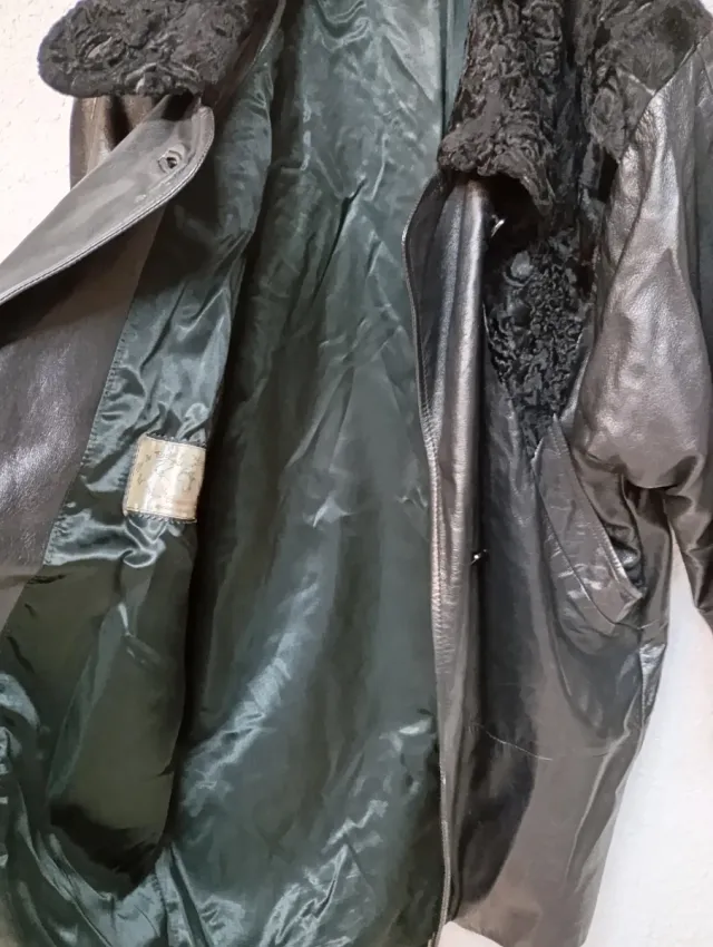 Chaquetón Piel Vintage Negro y astracan