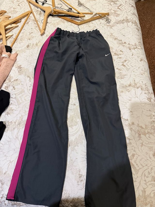 Chándal Nike Gris y Rosa