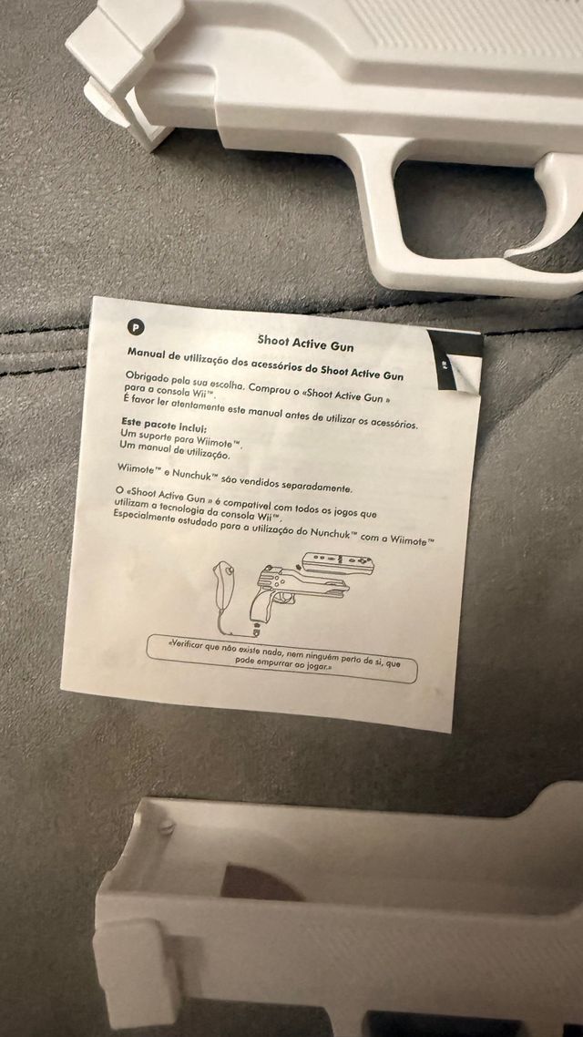 2 Pistolas Wii  + Juegos Madworld y Cocoto