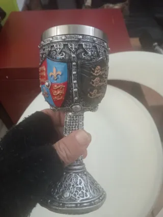 Cálice Medieval Decorativo