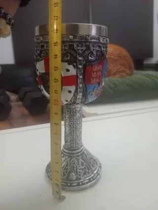 Cálice Medieval Decorativo