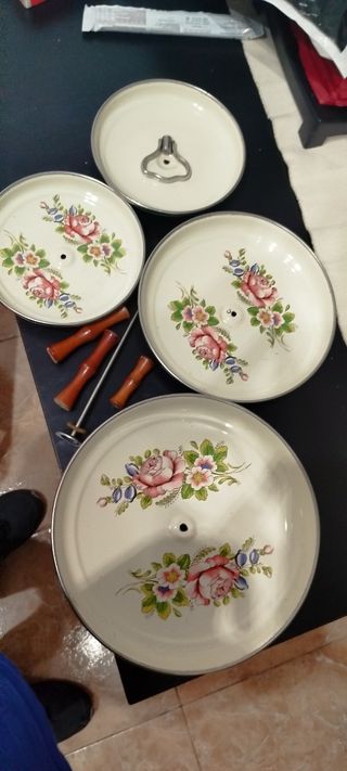 Frutero de 4 pisos con flores