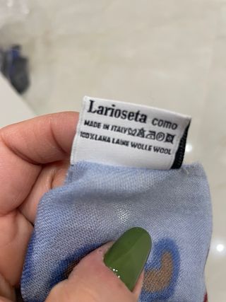 Foulard con cuori multicolore