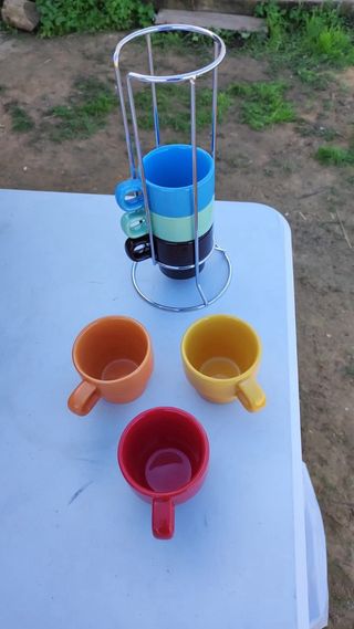 Juego de tazas y tetera