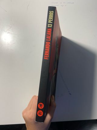 13 perros (EXIT) (Spanish Edition)