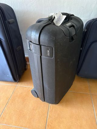 Lote de Maletas y bolso de viaje