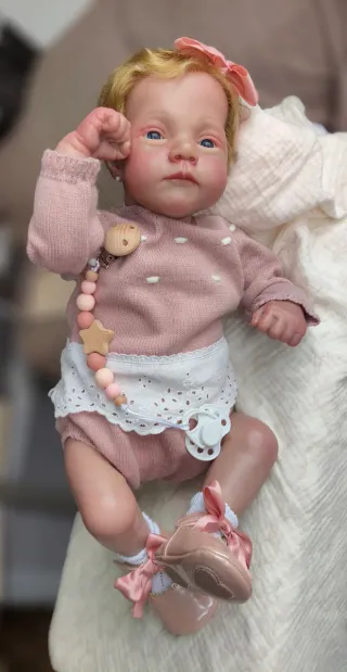 Bebé Reborn Pintado a Mano.