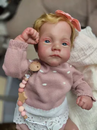 Bebé Reborn Pintado a Mano.