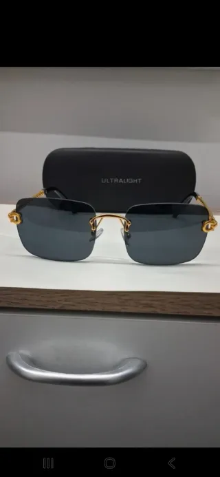Occhiali da sole ultralight oro
