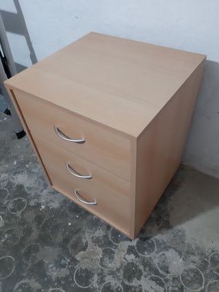 Mesita de noche/escritorio 3 cajones