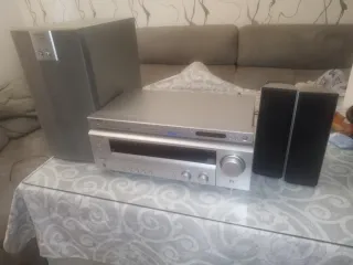 Amplificador Kenwood DVD y altavoces