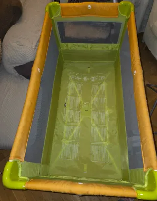 Parque cuna de viaje infantil