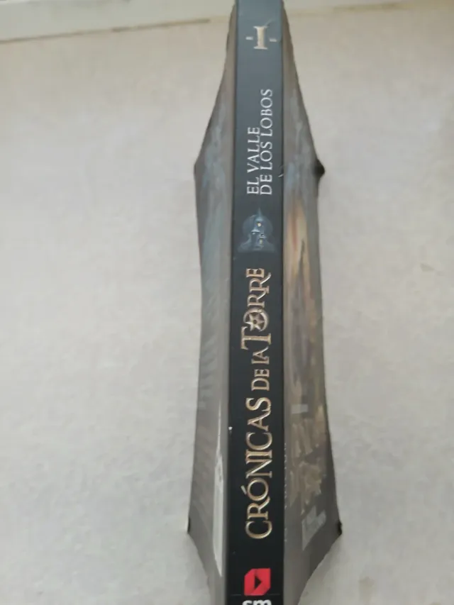 Crónicas de la Torre I. El Valle de los Lobos (...