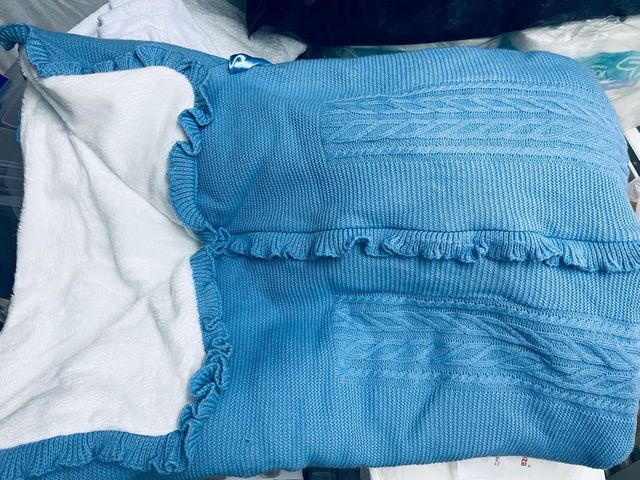 Arrullo azul para recién nacido