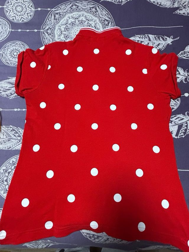 Polo Fred Perry Rojo Lunares Fund Amy Winehouse.