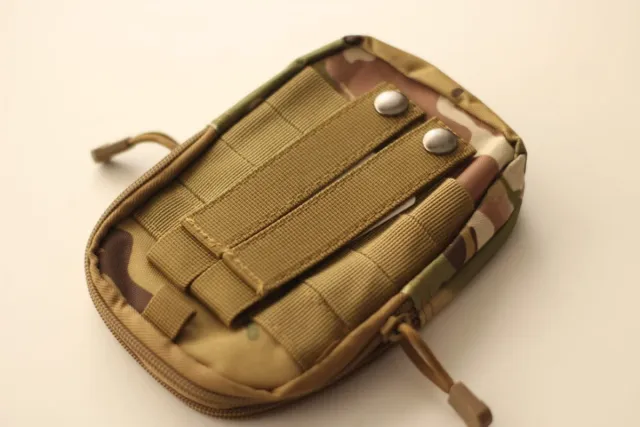 Riñonera militar camuflaje.