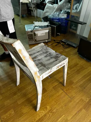 Sillas de madera rústicas