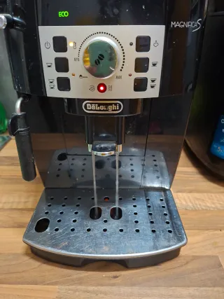 Cafetera DeLonghi Magnifica S Automática