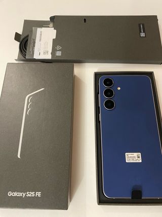 Samsung Galaxy S25 FE Azul