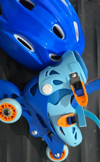 Casco y protecciones patines infantiles
