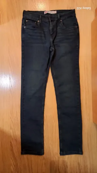 Pantalón Levi's azul oscuro
