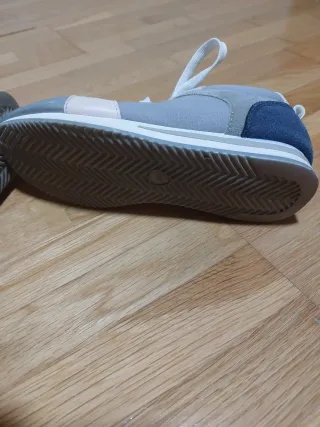 Zapatillas Mujer Talla 36 Plata y Blanco