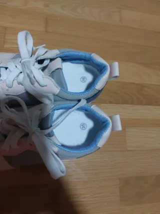 Zapatillas Mujer Talla 36 Plata y Blanco