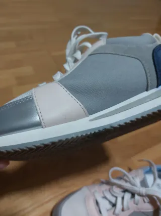 Zapatillas Mujer Talla 36 Plata y Blanco