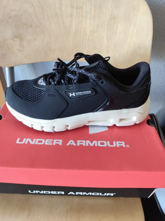 Zapatillas Under Armour Hombre Negras Blancas