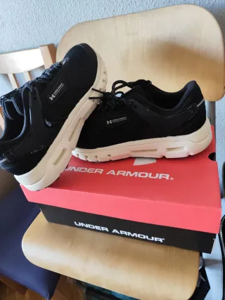 Zapatillas Under Armour Hombre Negras Blancas