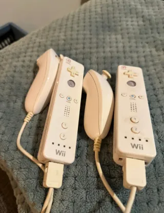 Controller Wii e Wii U (Nintendo)