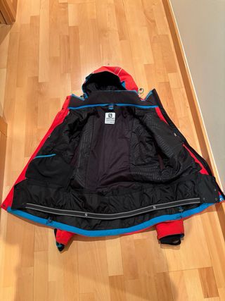 Anorak Esquí Mujer Salomon Rojo y Azul y pantalón