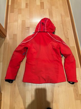 Anorak Esquí Mujer Salomon Rojo y Azul y pantalón