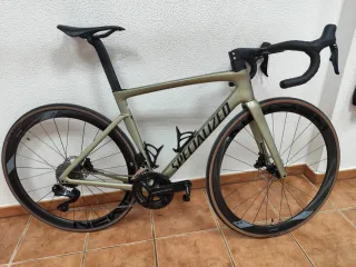 Bicicleta Specialized Tarmac 105/Dura-Ace DI2