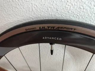 Bicicleta Specialized Tarmac 105/Dura-Ace DI2