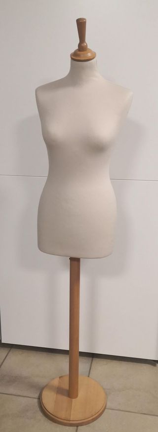 MANIQUÍ BUSTO FEMENINO