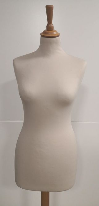 MANIQUÍ BUSTO FEMENINO