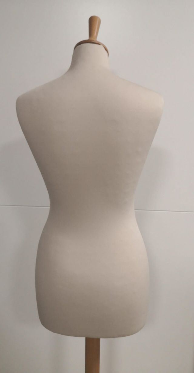 MANIQUÍ BUSTO FEMENINO