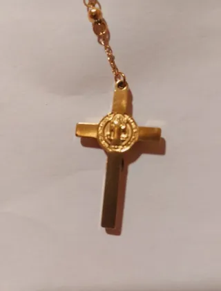 Rosario collar acero inoxidable baño oro18 estuche