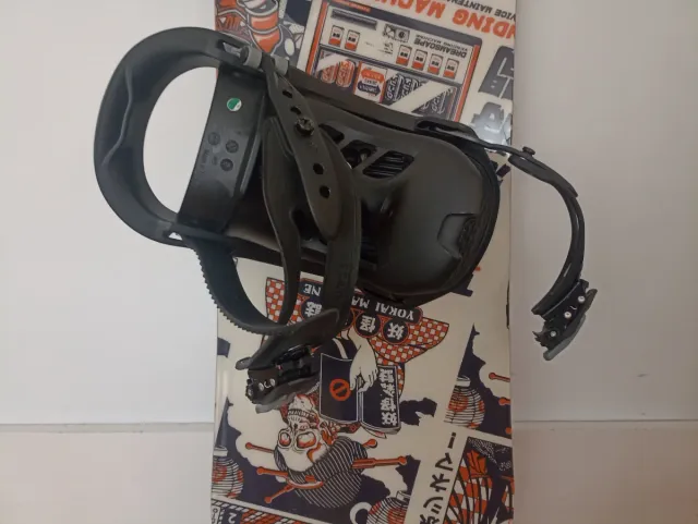 Tabla Snowboard 135cm con Fijaciones para niños.