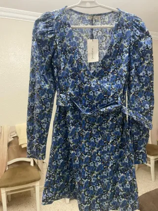 Vestido Stradivarius floral azul